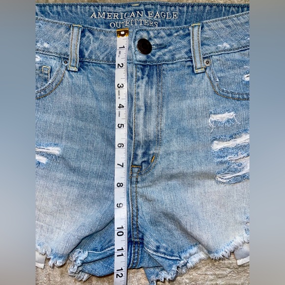 3/$25 LIKE NEW 𝑨𝒎𝒆𝒓𝒊𝒄𝒂𝒏 𝑬𝒂𝒈𝒍𝒆 Jean Shorts - Picture 14 of 15